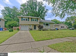 905 Knight Rd, Cherry Hill, NJ 08034