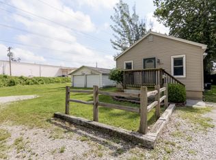 2768 N Church St, Decatur, IL 62526