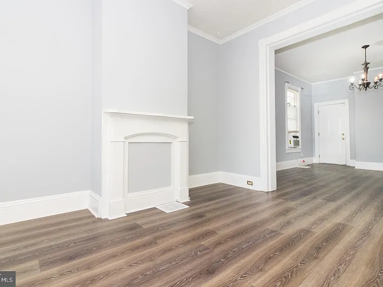 635 Chambers St — Photo 5