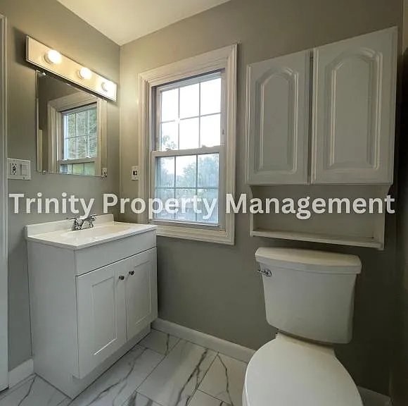27 Hathaway Dr — Photo 13