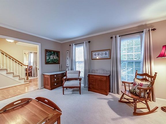 5th image of 3477 Grasmere Dr