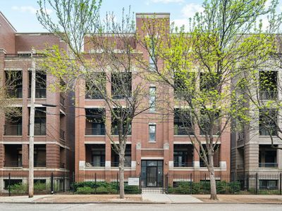 689 N Peoria St APT 2S, Chicago, IL, 60642