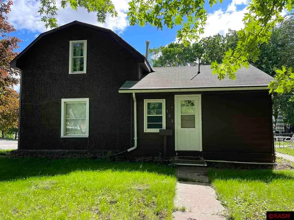 133 N 2nd St, Eagle Lake, MN 56024