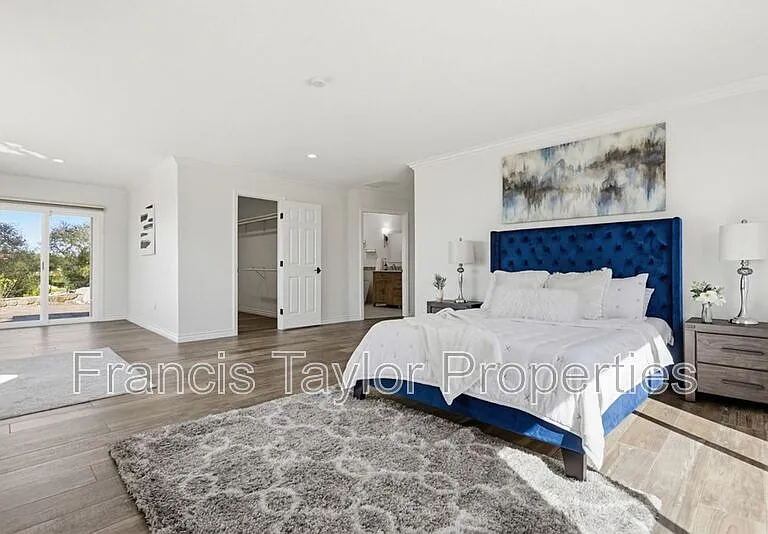 29059 Meadow Glen Way W — Photo 22