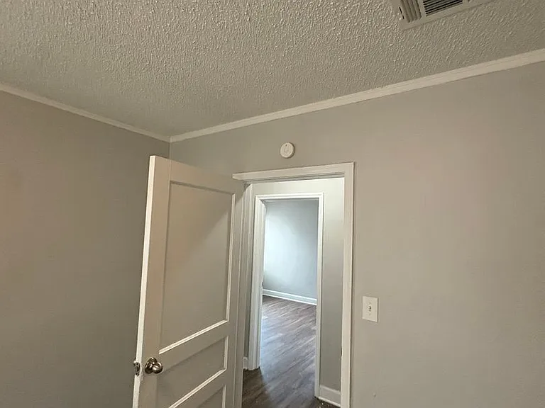 993 Gordon St — Photo 14