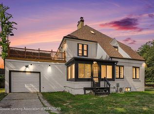 405 Everett Dr, Lansing, MI 48915