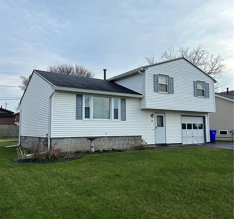 1st image of 19 Morningstar Dr