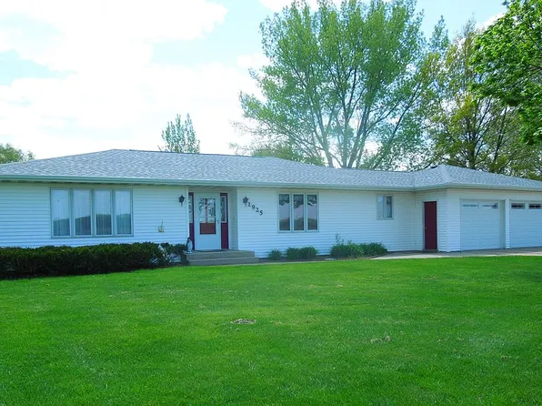 1925 E Hugh St, Diamond, IL 60416