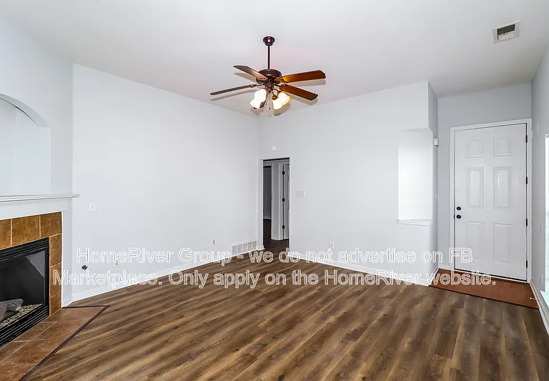 1290 Whitten Rd — Photo 4