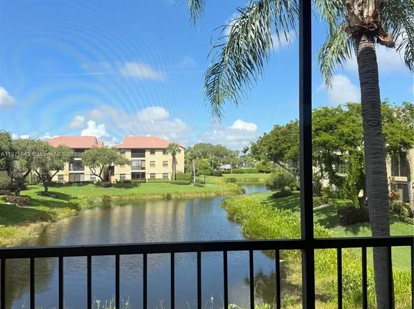 5147 Europa Dr APT N, Boynton Beach, FL 33437