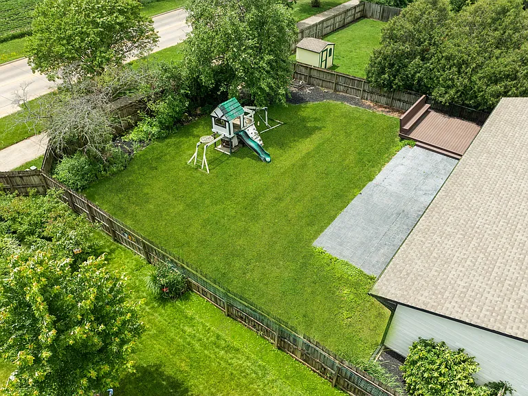 2310 Yorkshire Dr — Photo 19