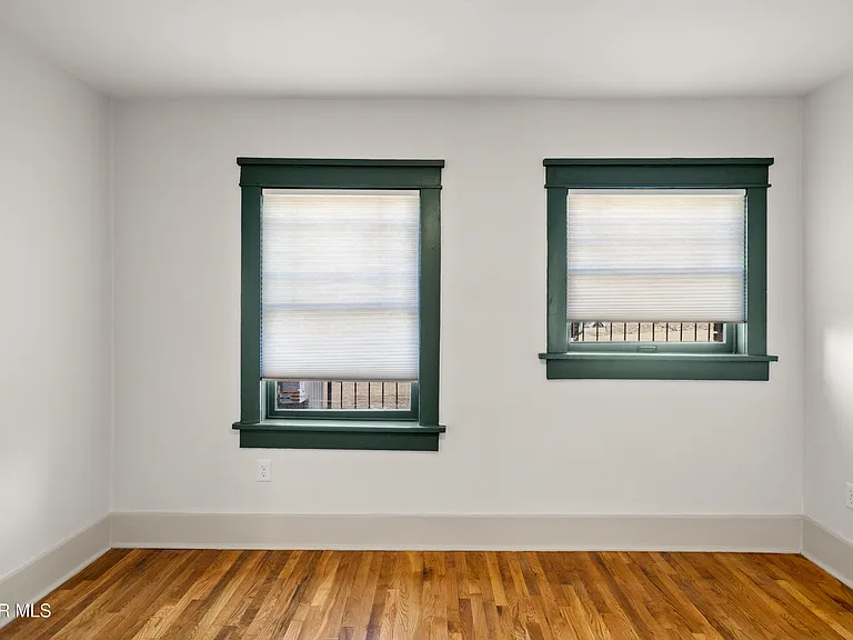 914 W Yandell Dr #1B — Photo 12