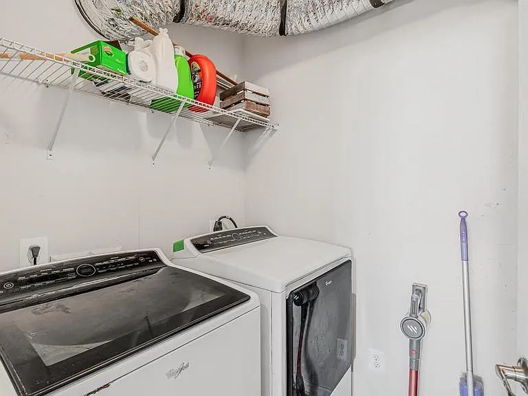 4888 Dane Ridge Cir — Photo 24