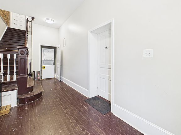 4th image of 2204 W Grace St APT 1A