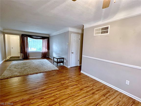 5th image of 31035 Bayridge Blvd
