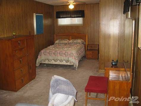 5th image of 23143 Deziel St