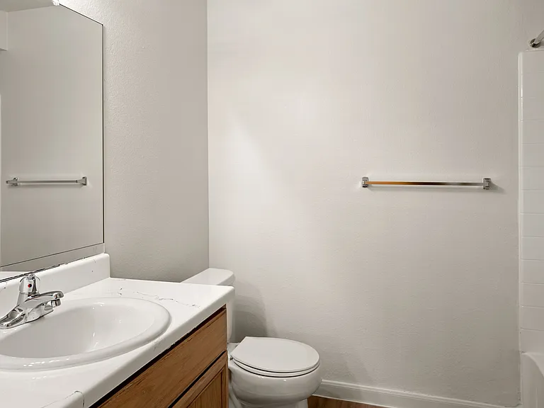 Guest or Hallway Bathroom - C1 Floorplan Guest or Hallway Bathroom - C1 Floorplan