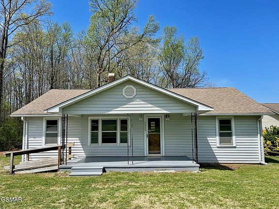 3rd image of 3535 Mint Rd