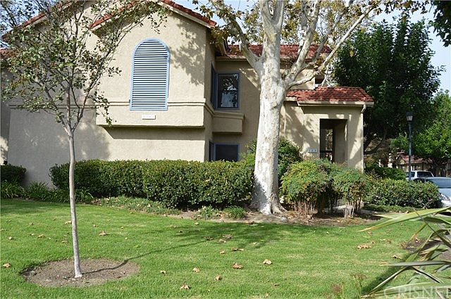 1st image of 2303 Archwood Ln Unit 109