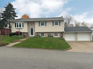 394 Mount View Dr, Wheeling, WV 26003