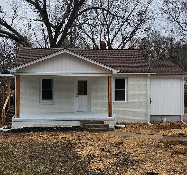 1st image of 803 Gwen St