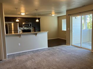 1141 E Fairview Ave APT N102, Meridian, ID 83642