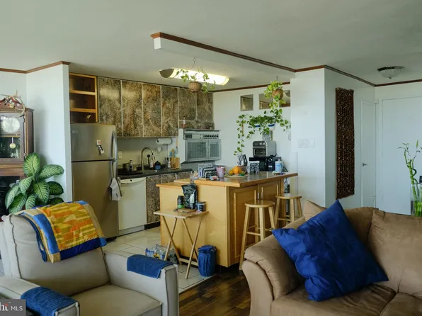 3900 Ford Rd APT 12S, Philadelphia, PA 19131