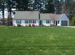 6 Colonial Rd, Wilbraham, MA 01095