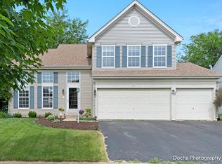 223 Wollmington Dr, Oswego, IL 60543