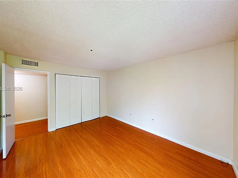 8860 Fontainebleau Blvd #405 — Photo 9