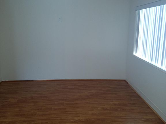 5th image of 430 S Columbus Ave