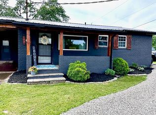 4564 School House Rd, Little Hocking, OH 45742