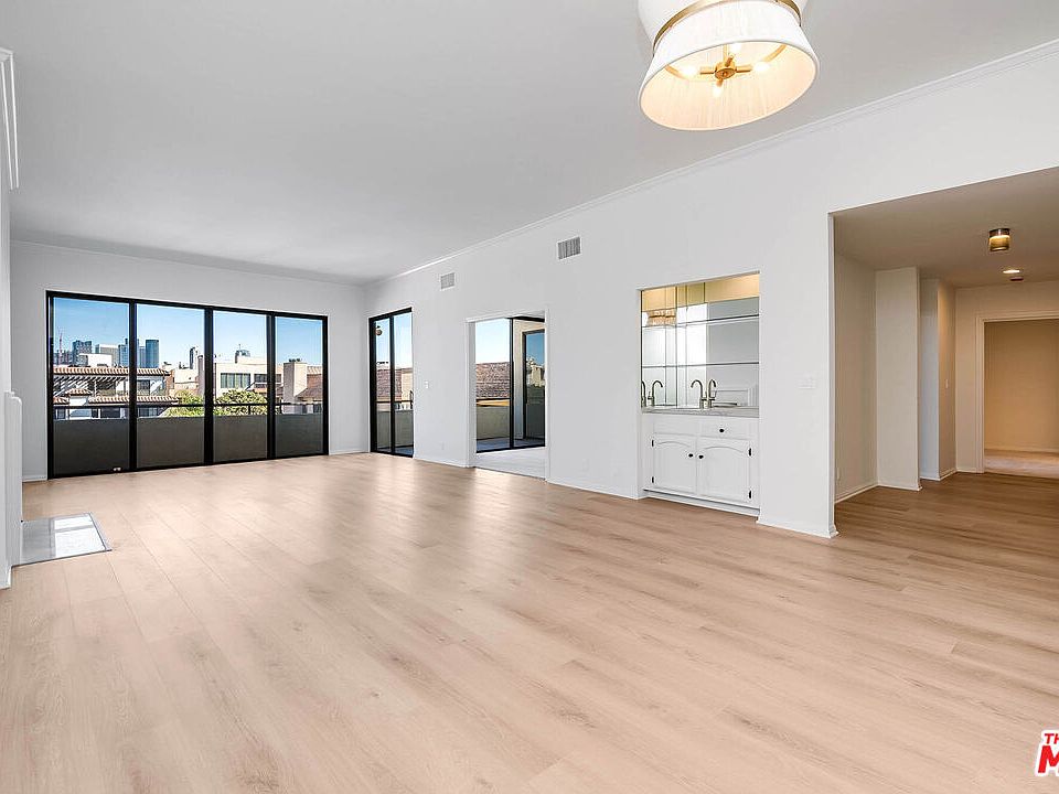 1st image of 1870 Veteran Ave APT 305
