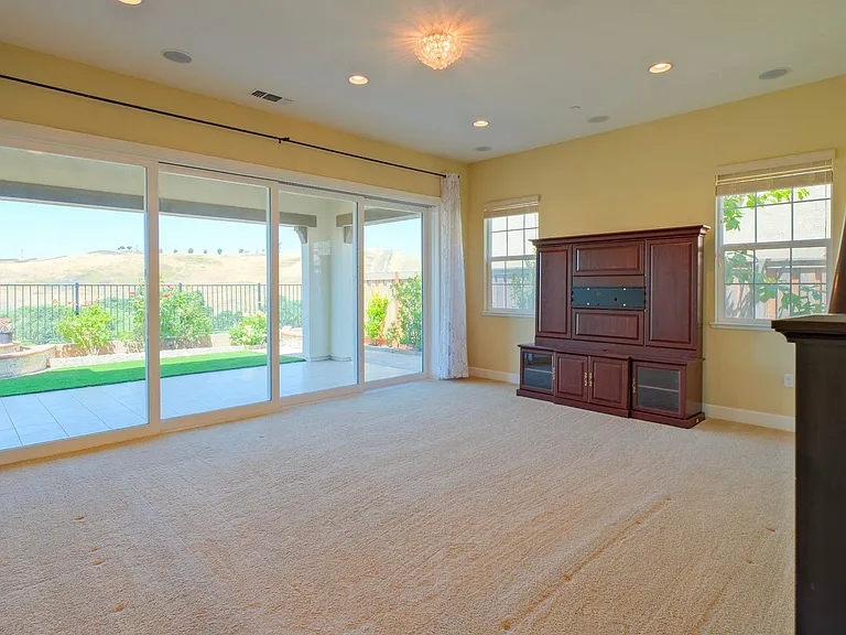 6536 Terrace Ridge Ct — Photo 5