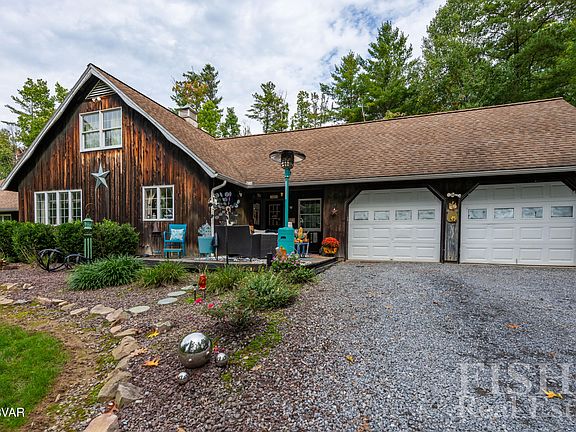 2nd image of 1585 Wells Rd