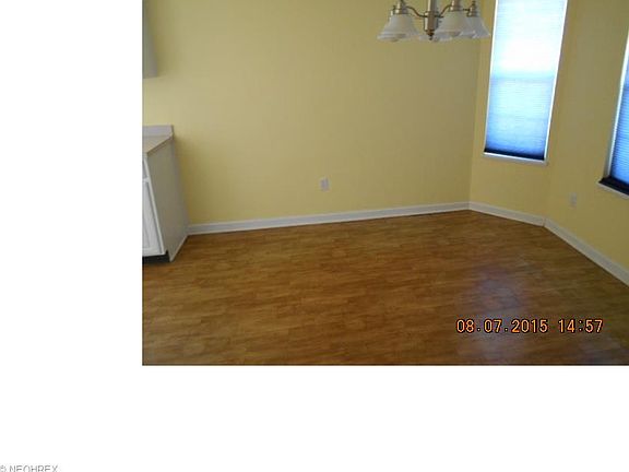3rd image of 3947 Marsh Creek Ln
