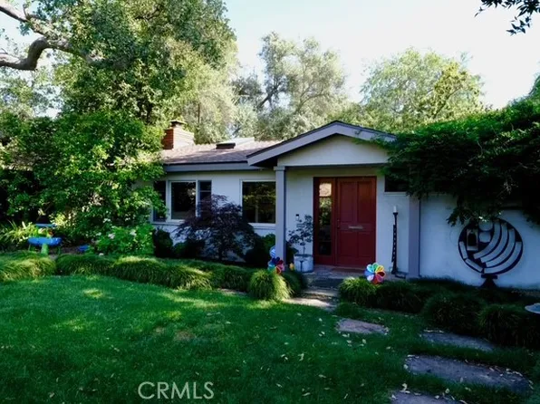 626 W 9th St, Claremont, CA 91711