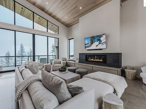4th image of 304 Blizzard Dr