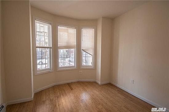 1st image of 10-40 Neilson St APT 2D