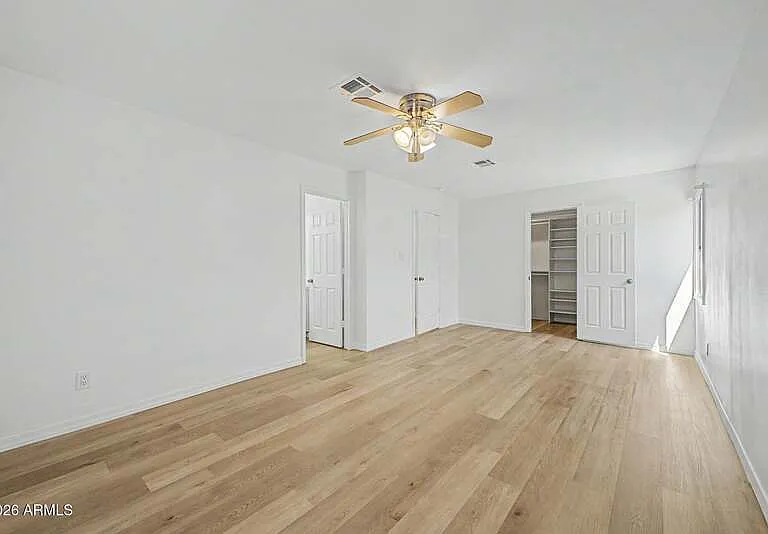 2601 E Dahlia Dr — Photo 18