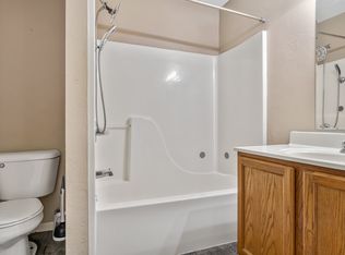 224 E 3rd St APT C, Waterloo, IL 62298