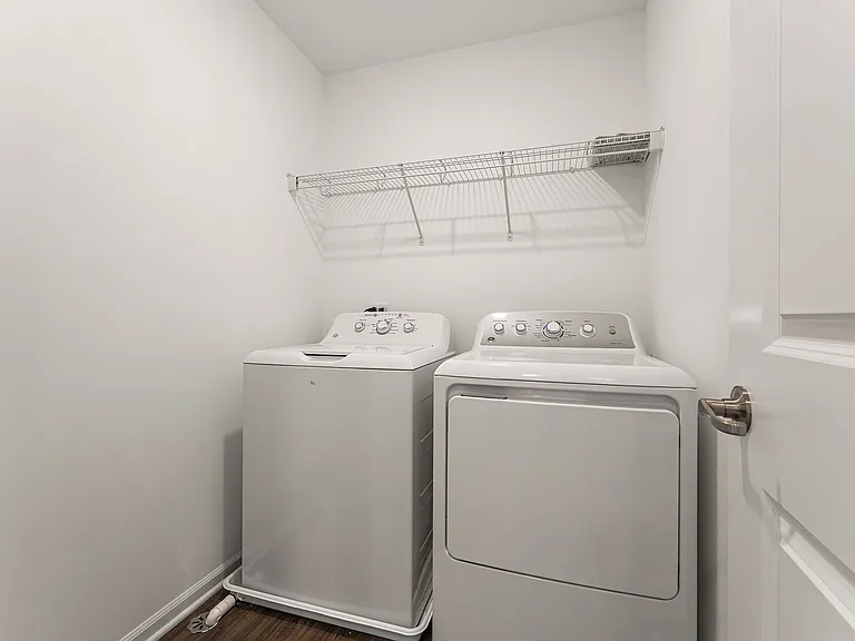 11423 Thomas St — Photo 27