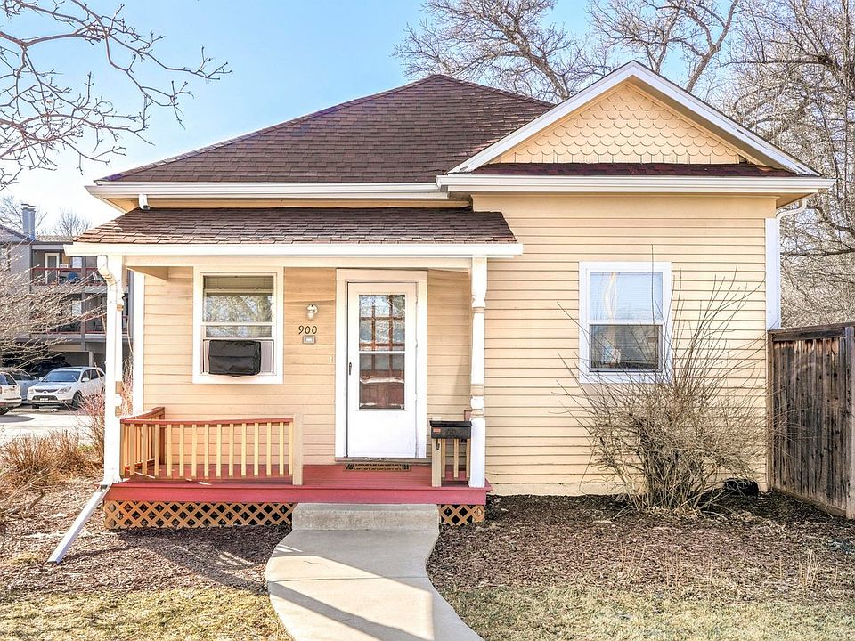 1st image of 900-902 Portland Pl