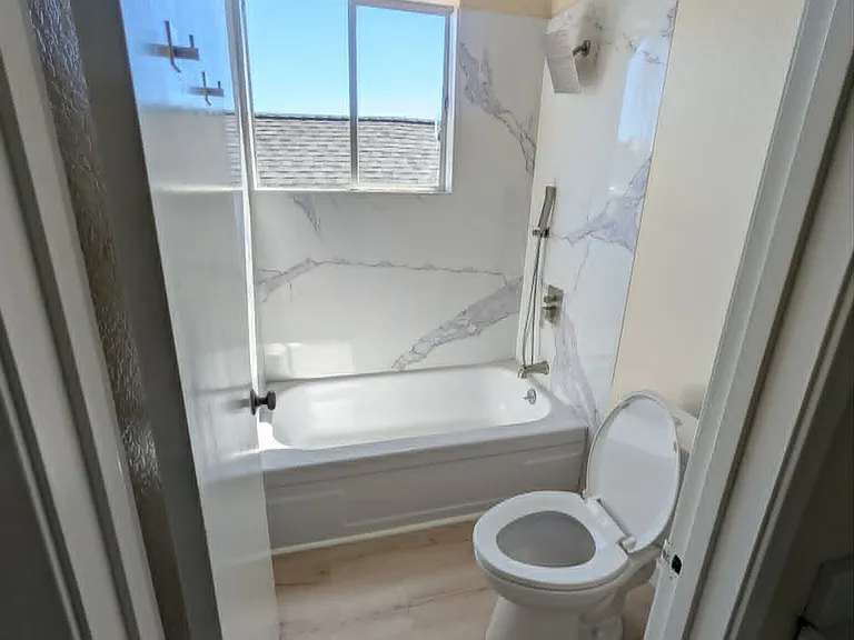 132-134 Clipper St #132 — Photo 6