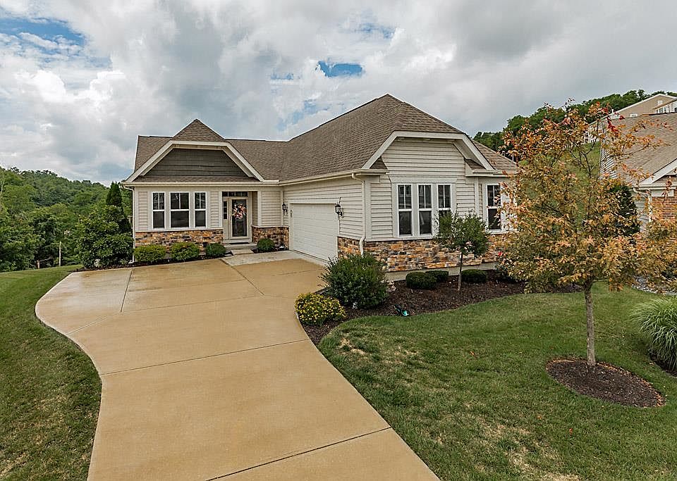 1st image of 651 Palisade Dr