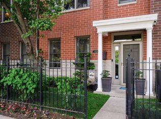 4028 N Clark St, Chicago, IL 60613