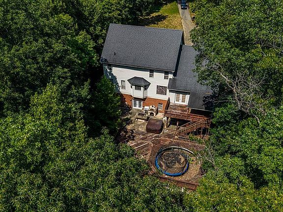 5th image of 1 Timberwood Dr