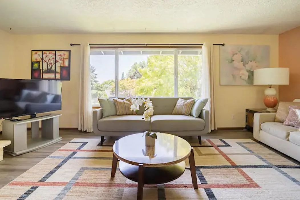 12245 NW Kearney St — Photo 1
