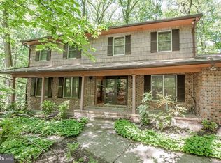 8 Bucksway Rd, Owings Mills, MD 21117