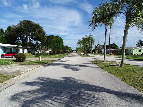 5th image of 425 Skylark Blvd